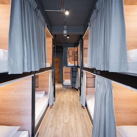 Bunkbed Hostel Makkasan Ngoại thất bức ảnh