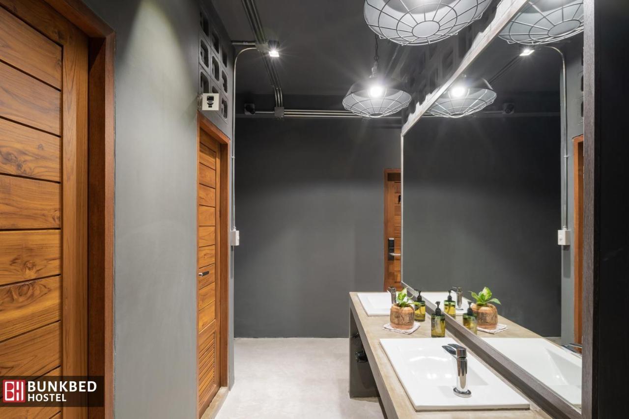 Bunkbed Hostel Makkasan Ngoại thất bức ảnh