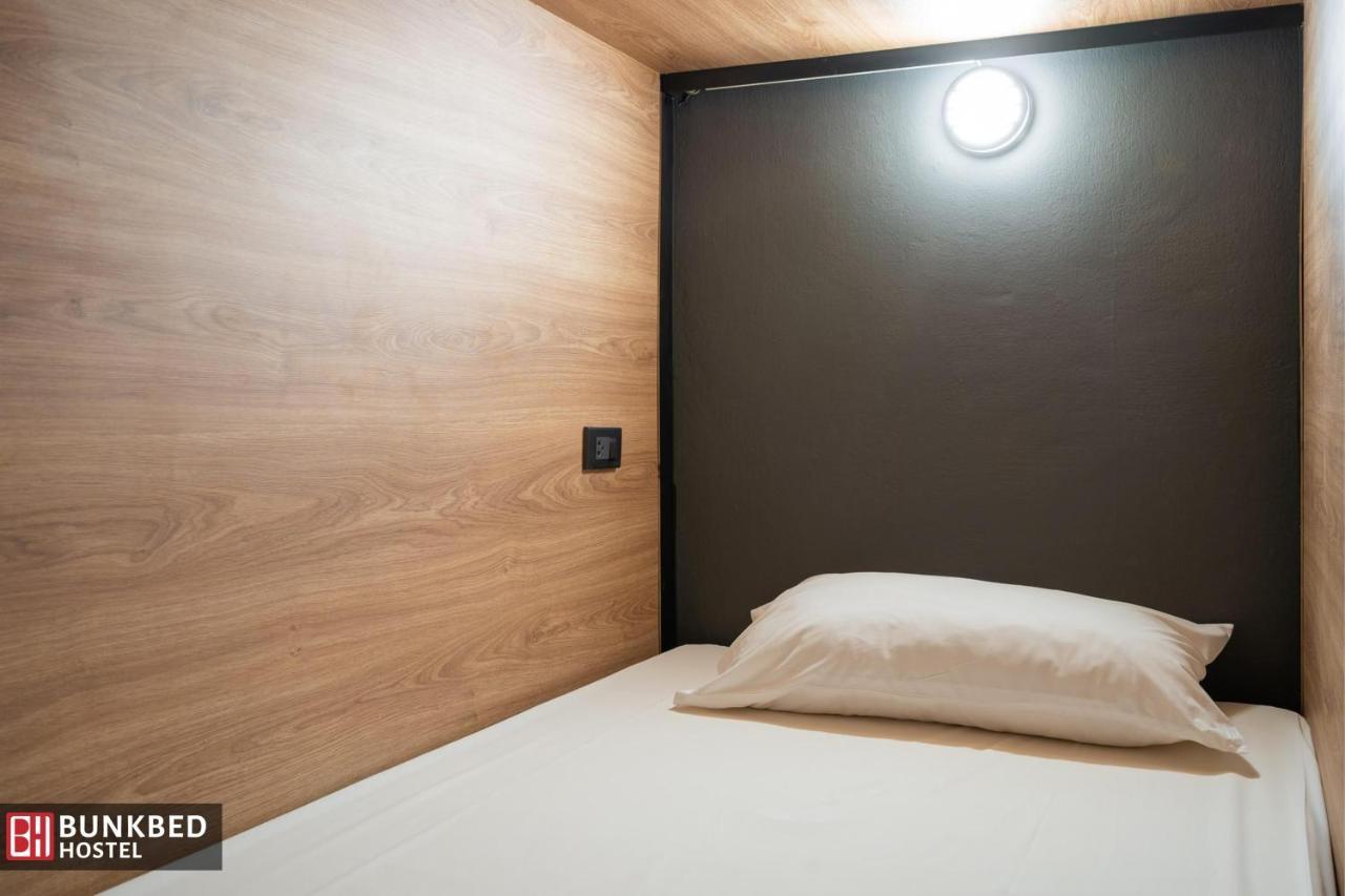 Bunkbed Hostel Makkasan Ngoại thất bức ảnh