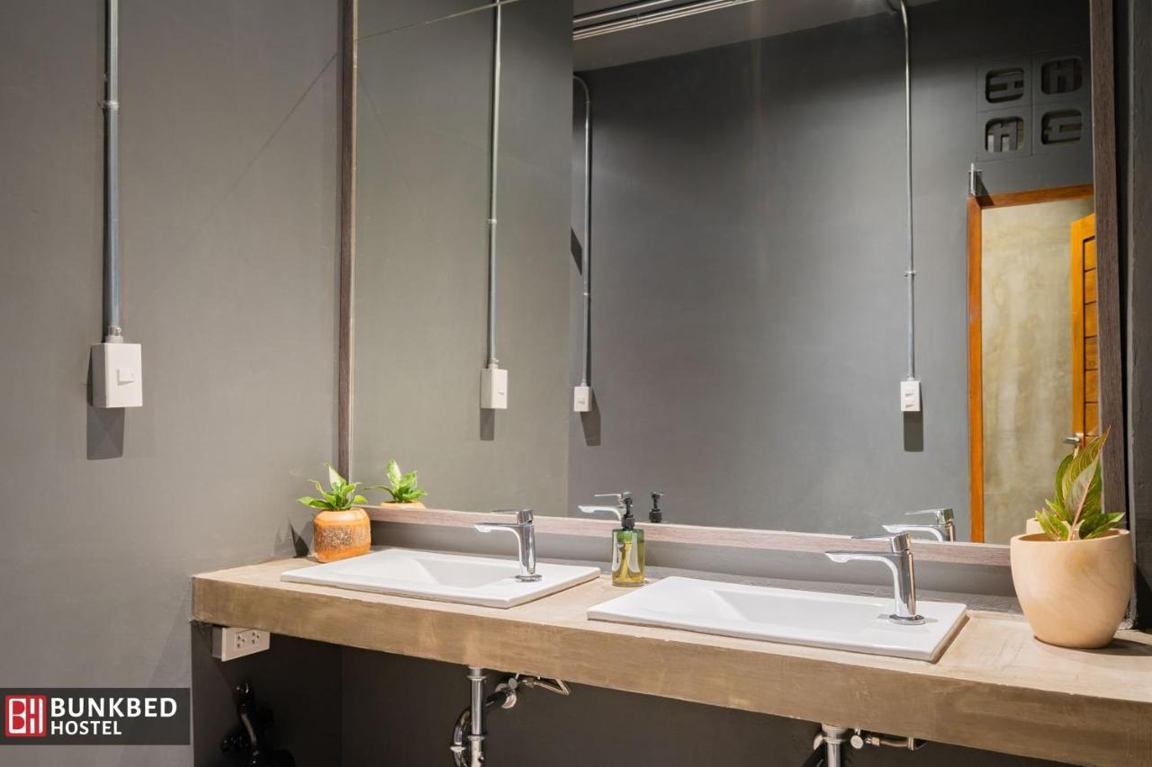 Bunkbed Hostel Makkasan Ngoại thất bức ảnh